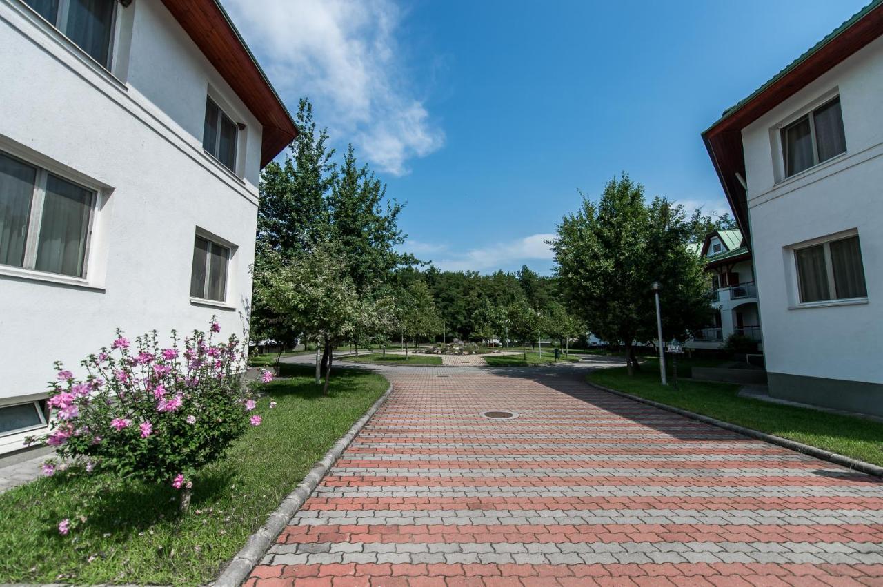 Auguszta Отель Дебрецен
